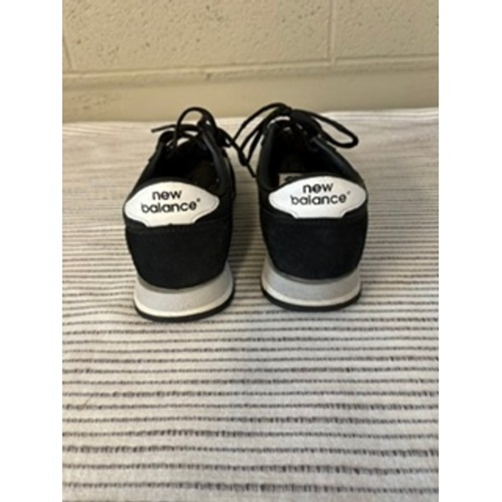 New Balance 620 Womens Sneakers Black White Low Top Running Shoes Size 8 - Picture 7 of 8